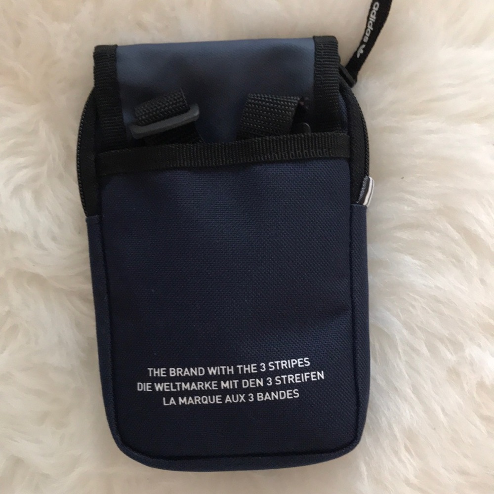 Adidas sling bag - Picture 2 of 4